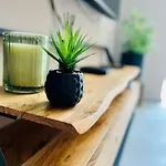 Tropical Апартаменты Льеж