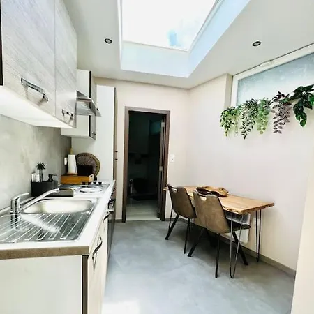 Tropical Apartment *