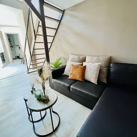 Apartment Tropical