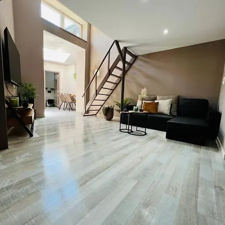 Tropical Apartment *
