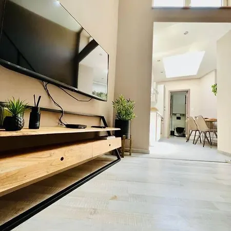 Tropical Apartment Liege